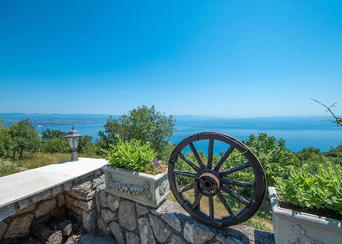 La Mer-3 By Interhome * Lovran