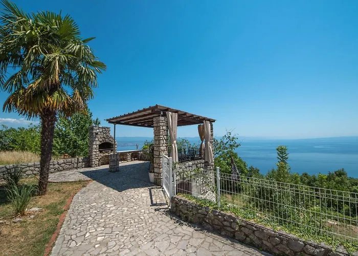 La Mer-3 By Interhome