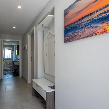 La Mer-3 By Interhome * Lovran